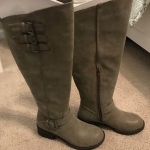 Madden Girl Boots NWT